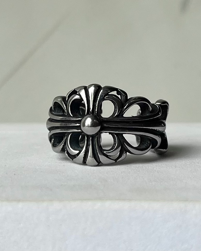 Fleur Ring