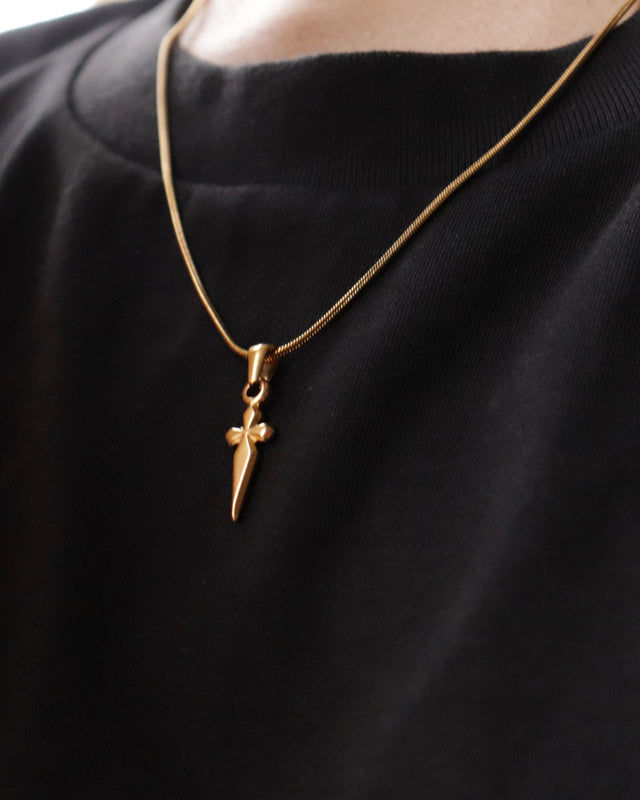Dagger Pendant Chain (Golden)