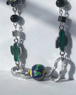 The Terrabloom Neckchain