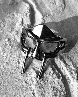 MF Doom  Ring