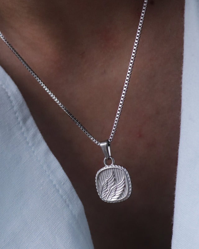 Rise Pendant Chain