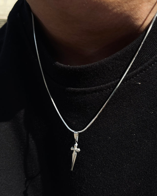 Dagger Pendant Chain